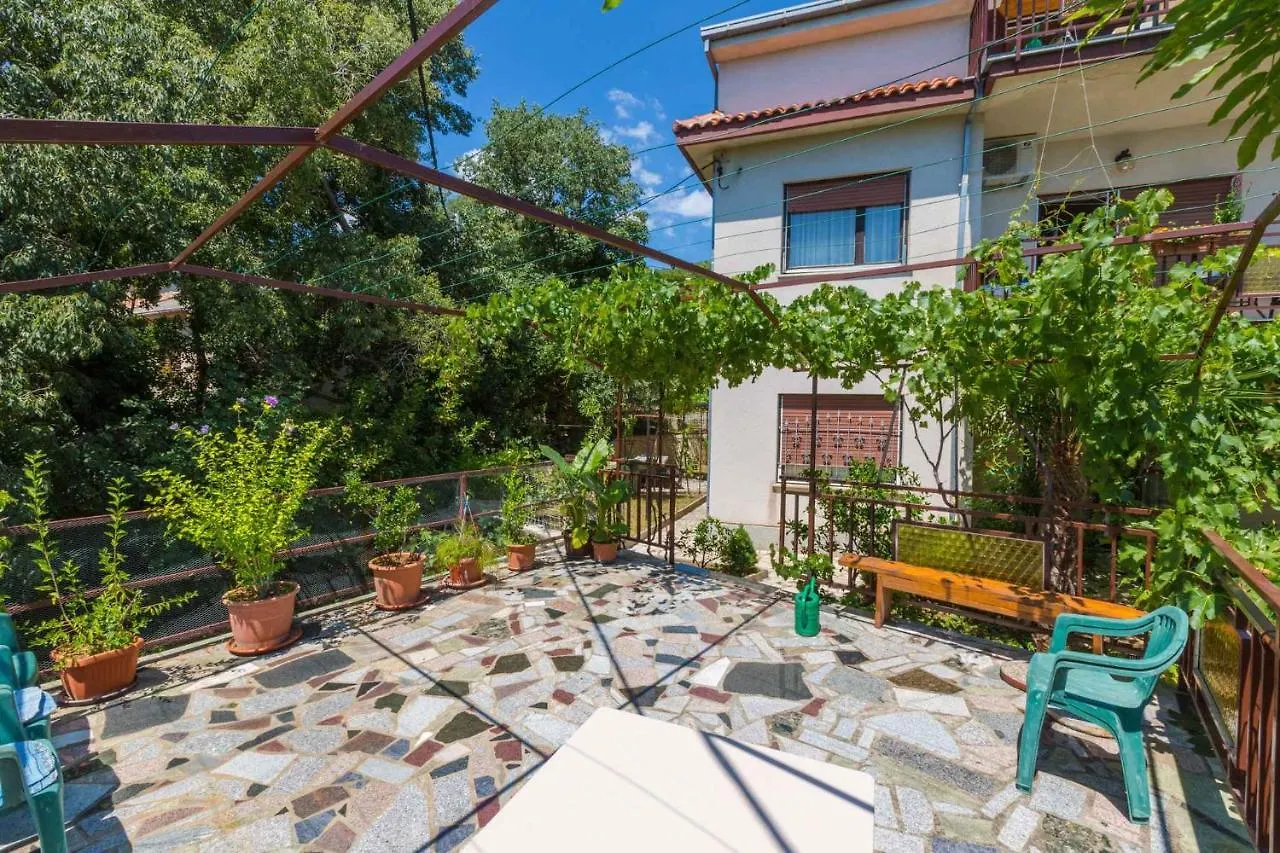 Apartment In Dramalj 5752 Croatia